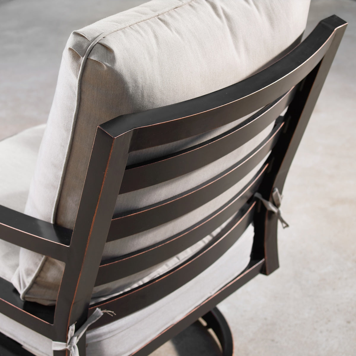 Aluminum 44in Fire Table Set with Four Swivel Rockers & Accessories