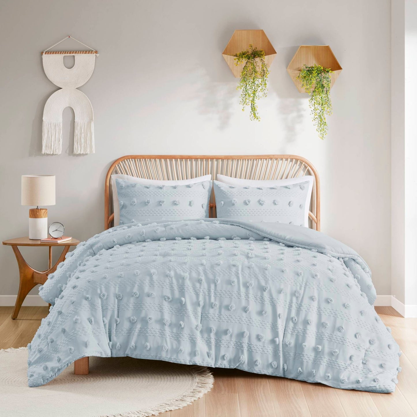 Intelligent Design Vera Clip Jacquard Comforter Set