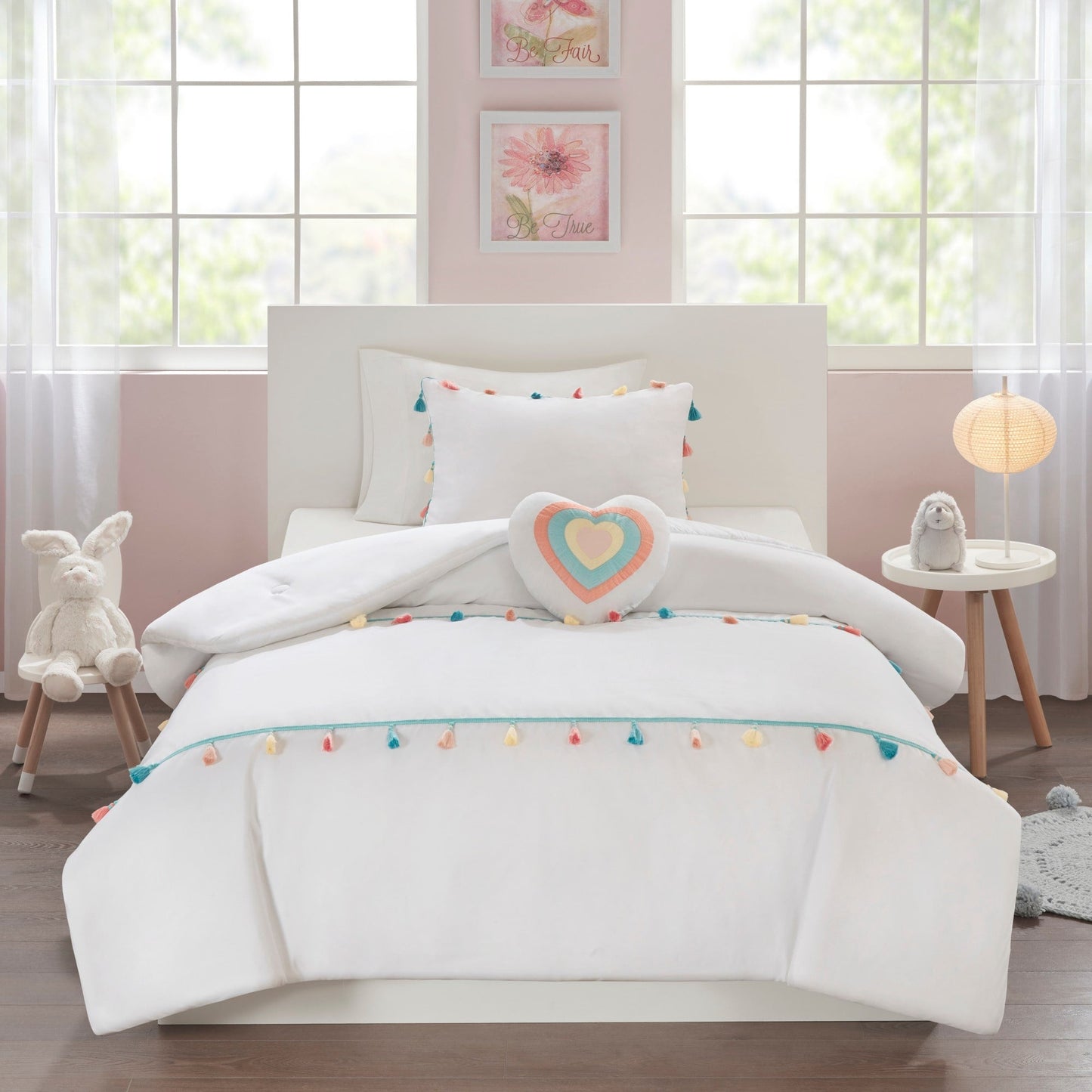 Intelligent Design Kids Tanya Tassel Comforter Set with Heart Shaped Throw Pillow