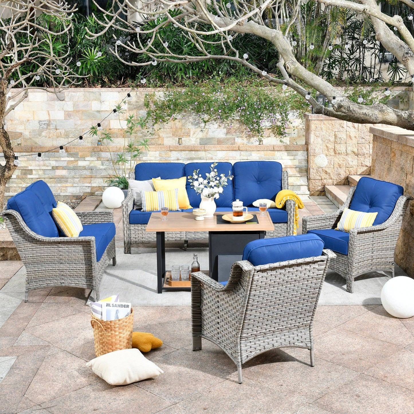 OVIOS 5-piece Patio Wicker Conversation Set With Fire Table