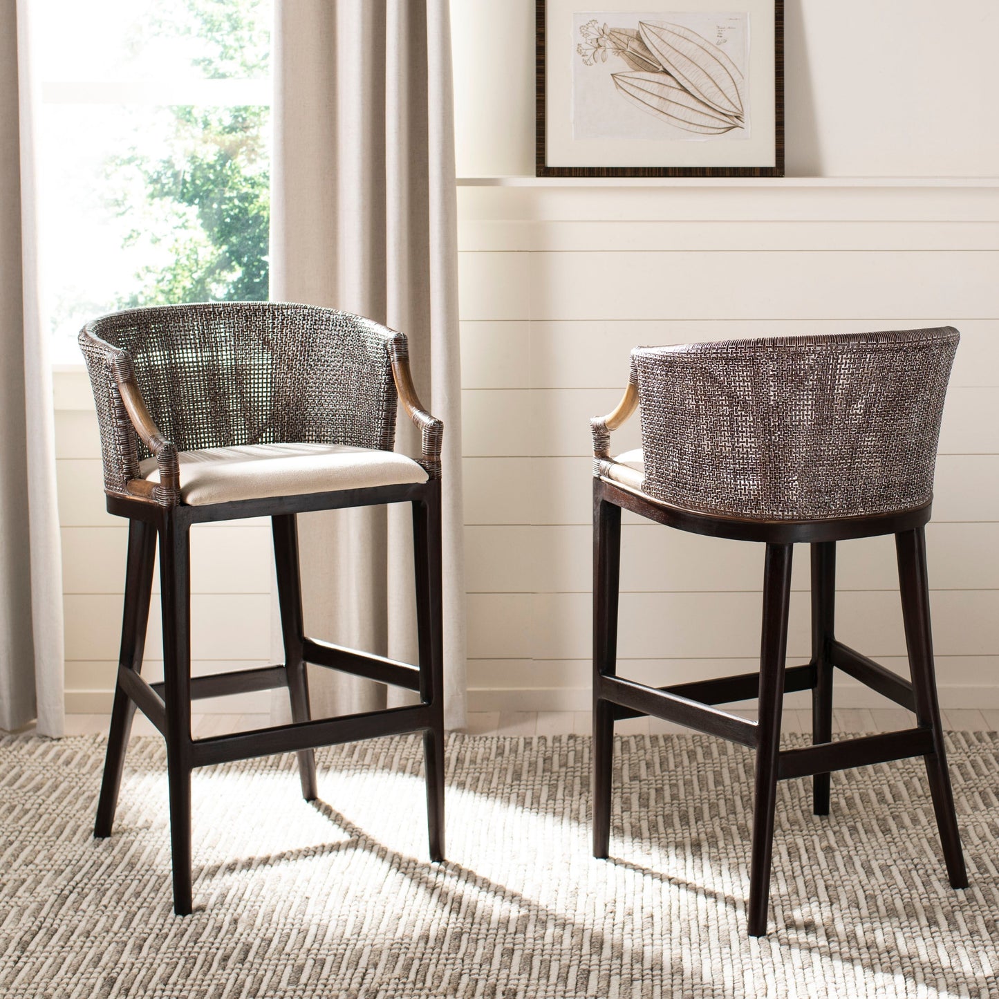 SAFAVIEH Virona Rattan 30-inch Bar Stool - 22.3 W x 20.5 L x 39 H - 22Wx21Dx39H