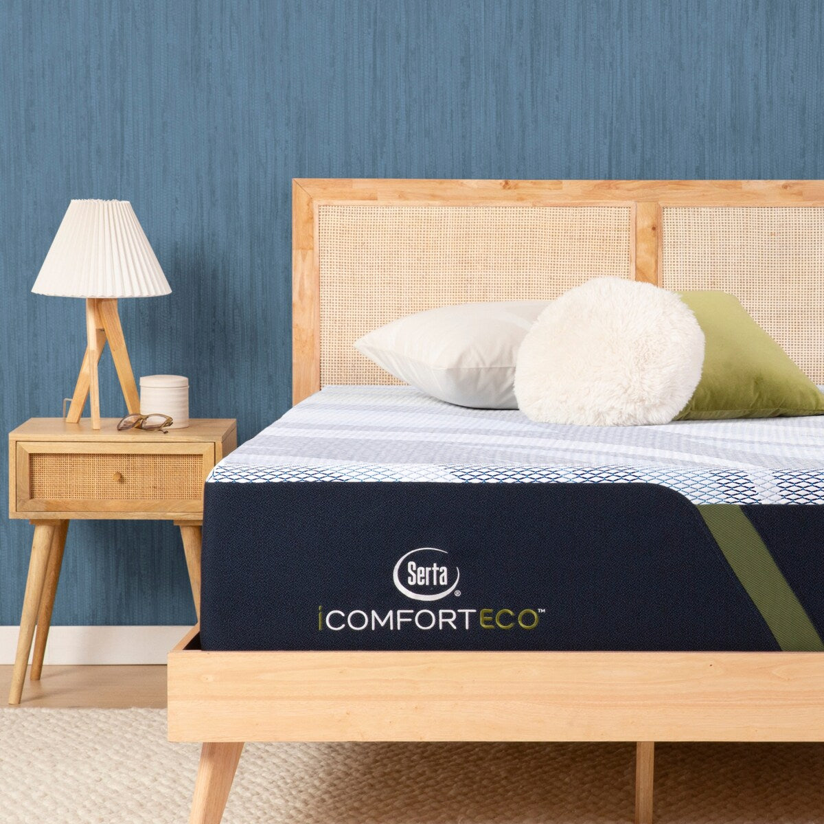 Serta iComfortECO F30LTX 14.75 Memory Foam Firm Mattress and Adjustable Base Set