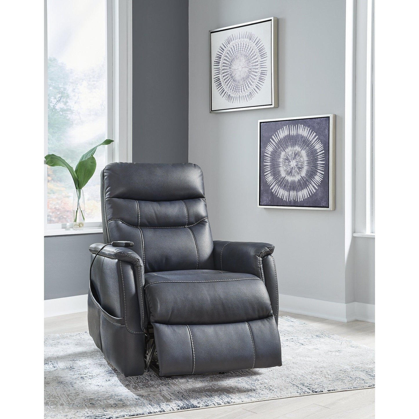 Signature Design by Ashley Strawbill Power Lift Recliner