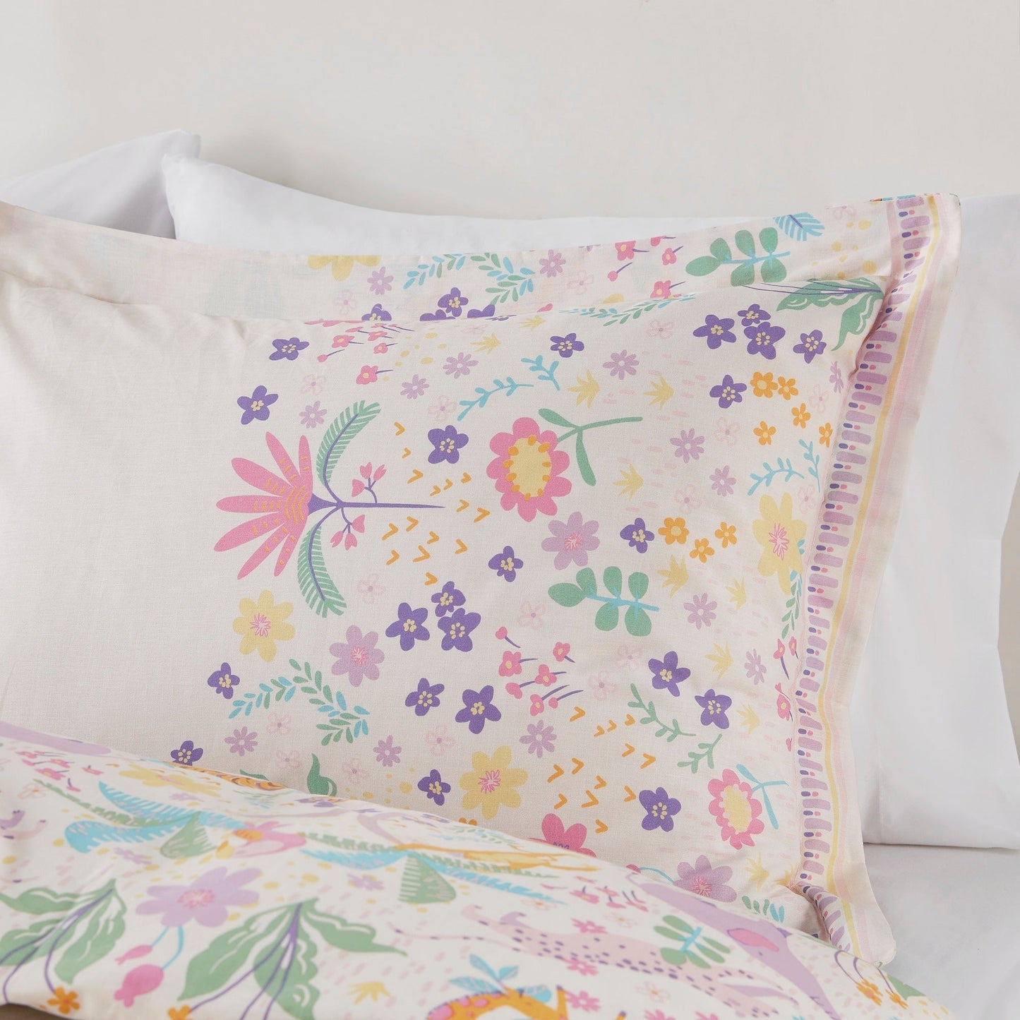 Intelligent Design Kids Thea Floral Reversible Cotton Duvet Cover Set with Throw Pillow