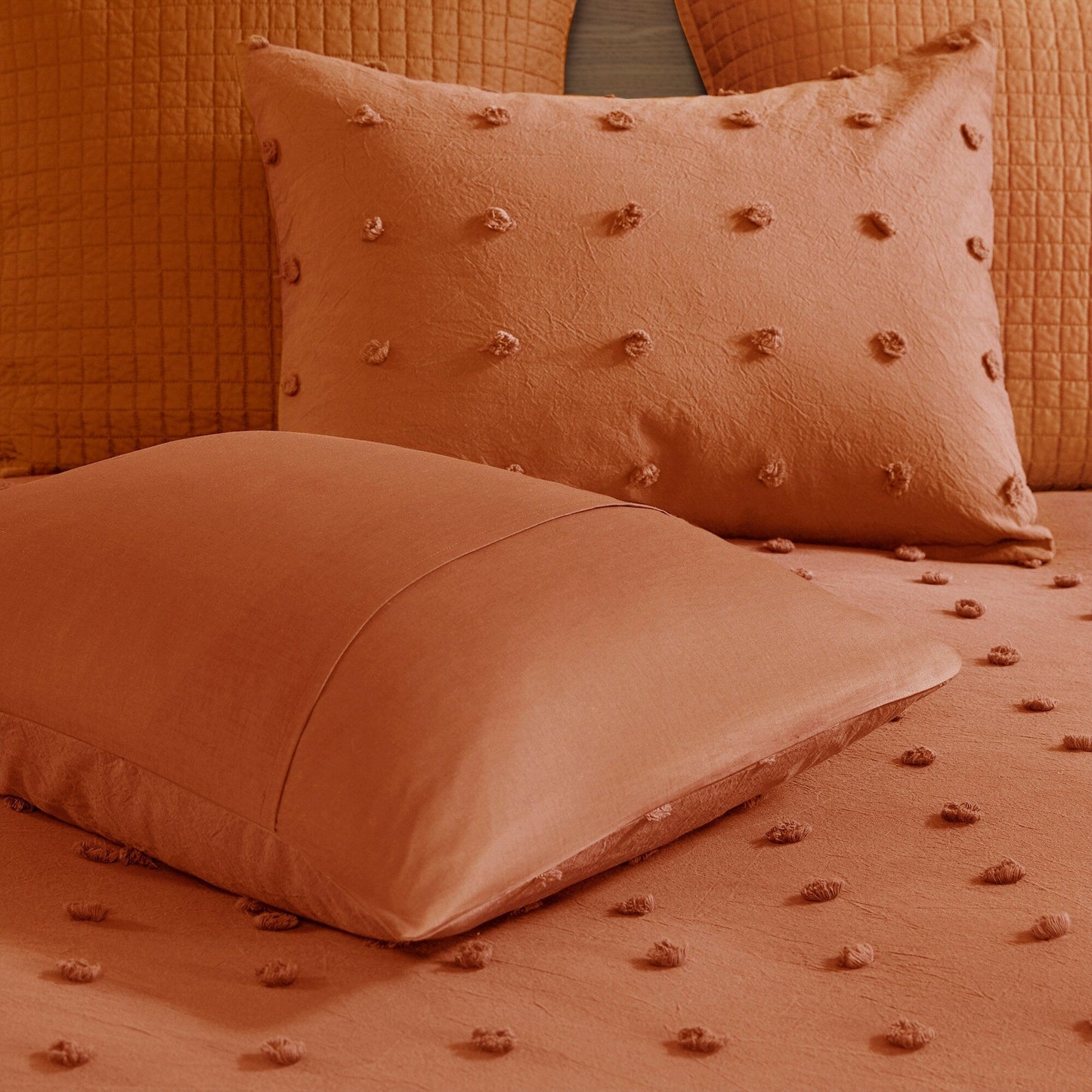 Intelligent Design Maize Cotton Jacquard Duvet Cover Set with Euro Shams and Throw Pillows