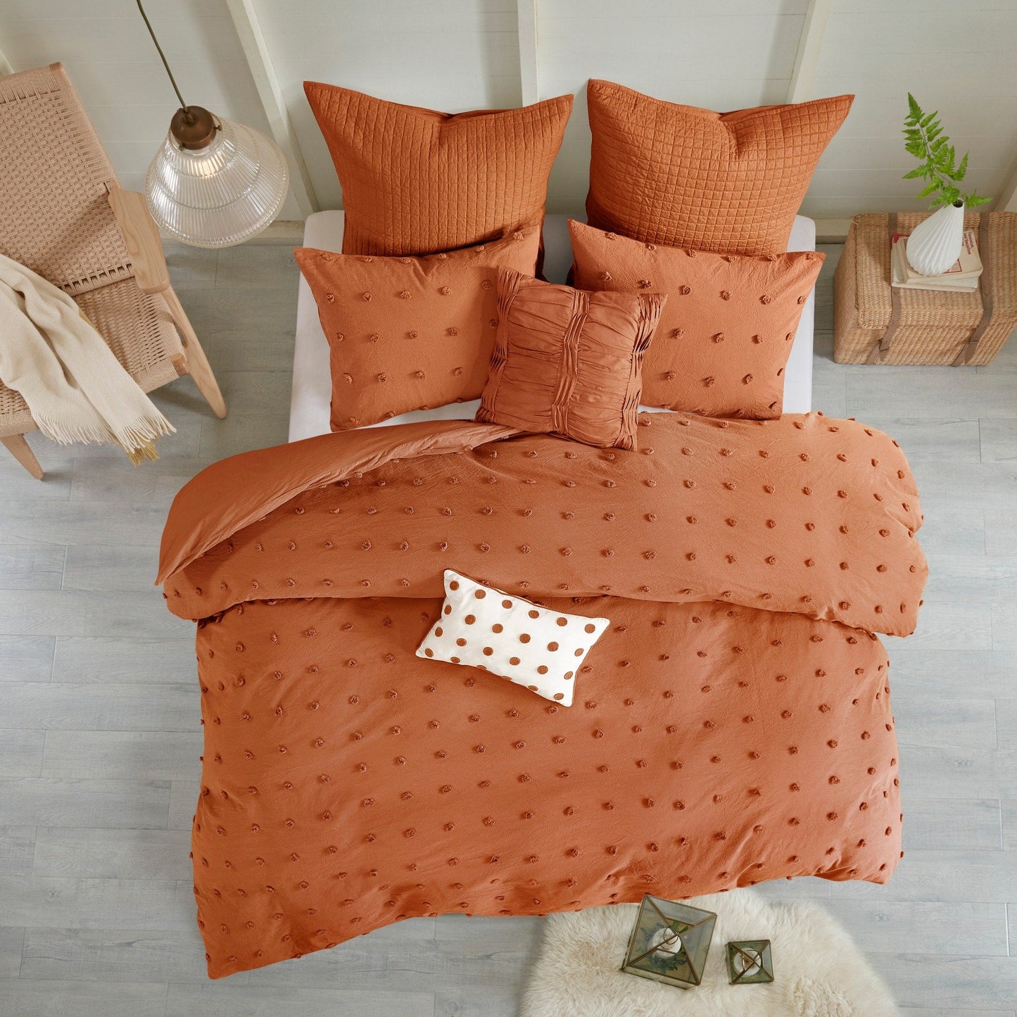 Intelligent Design Maize Cotton Jacquard Duvet Cover Set with Euro Shams and Throw Pillows