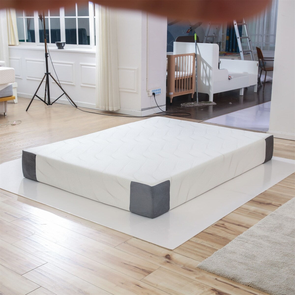 10 Inch Memory Foam Mattress Full Size Contoured Support for Bedroom