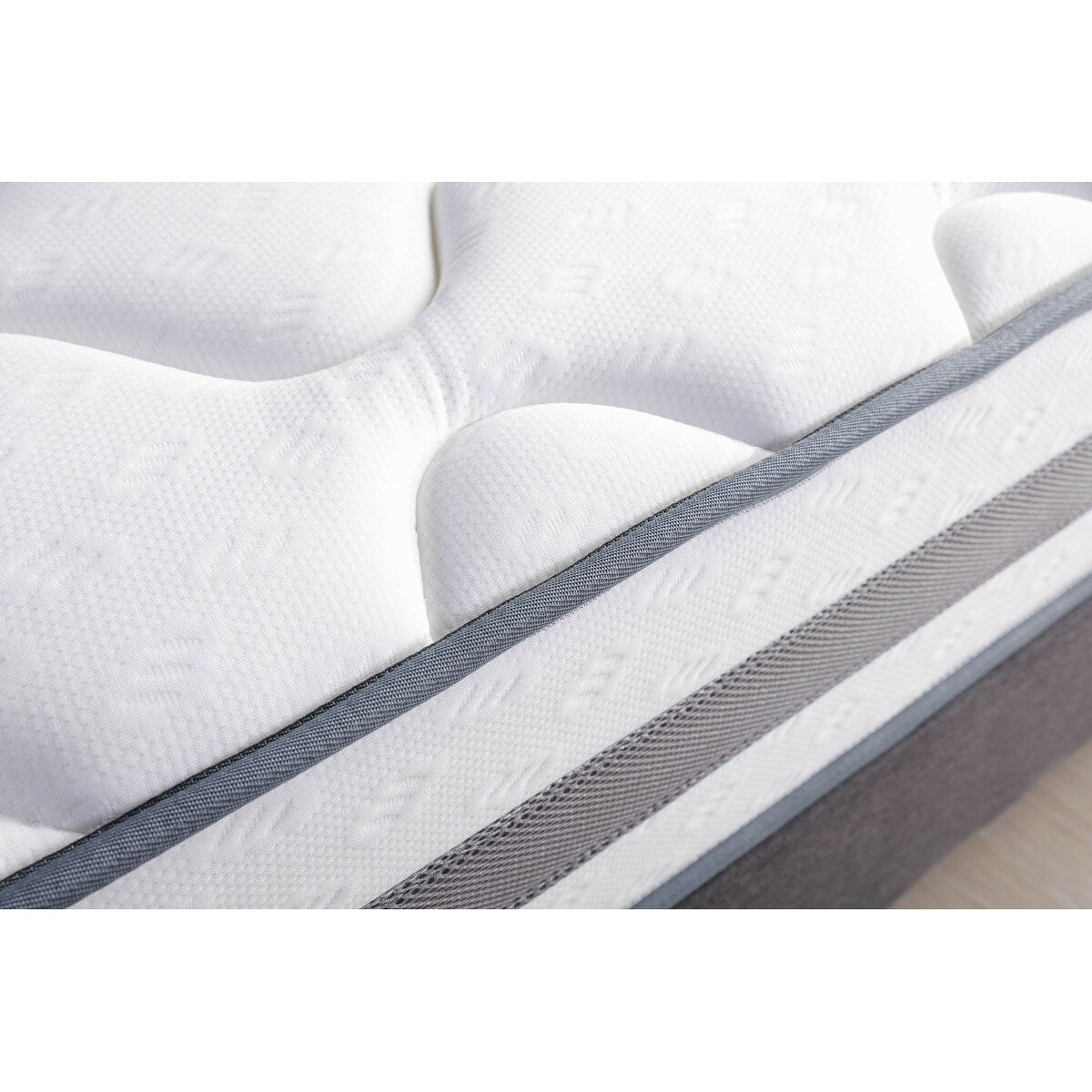 10 Tight Top Gel Memory Foam Innerspring Mattress With Pocket Spring