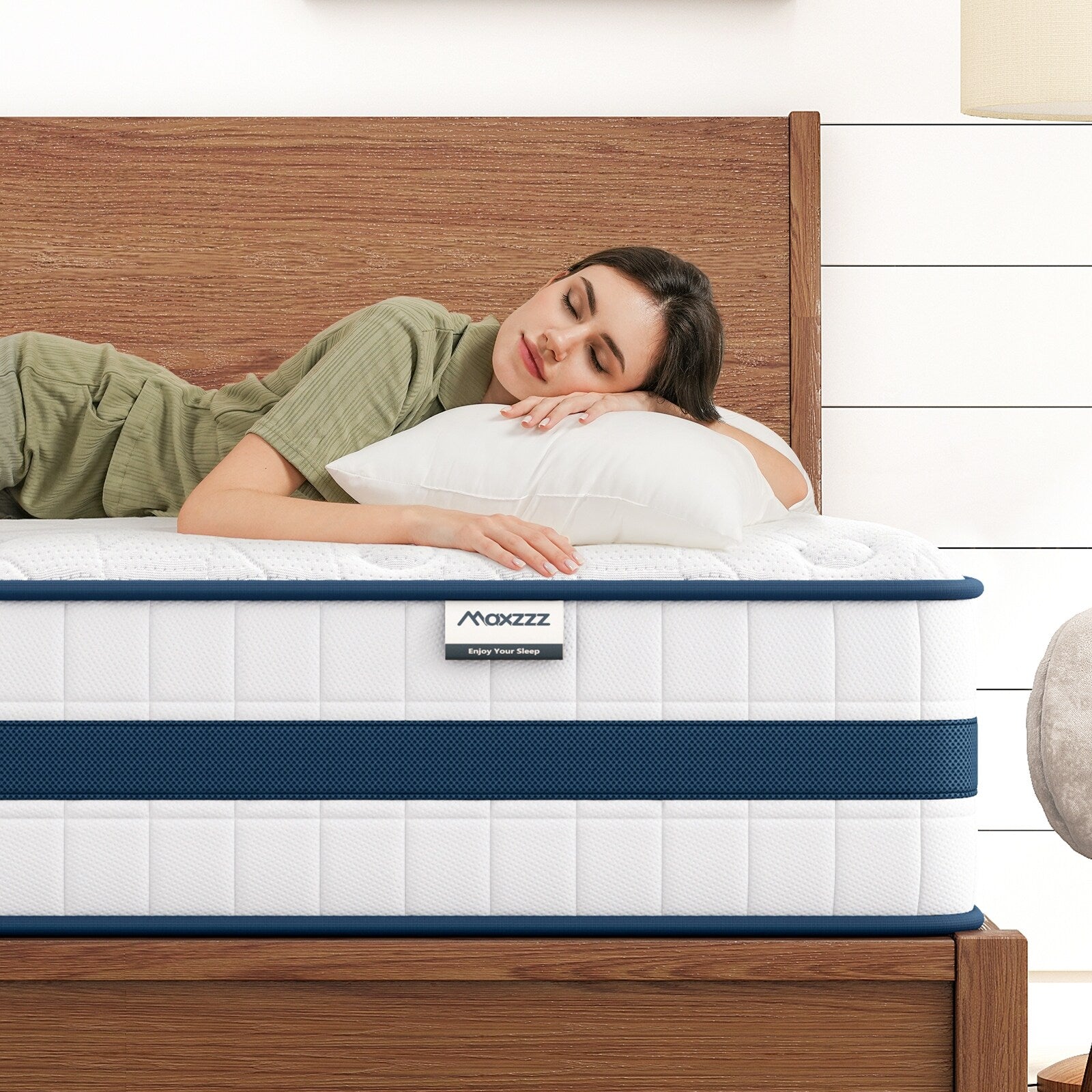 12 Inch King Hybrid Mattress in Box Cooling Memory Foam Pocket Coils Motion Isolation Luxury