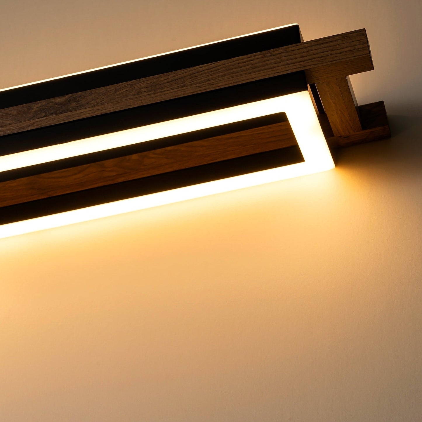 3/5-Light Integrated LED Linear Wood Chandelier Kitchen Island Pendant Light
