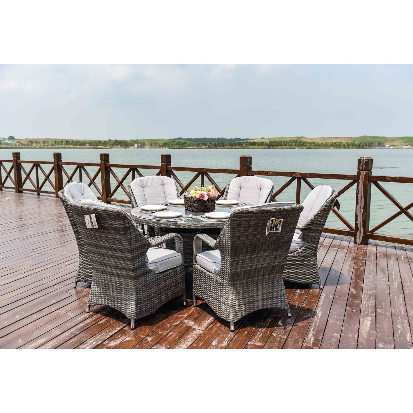 7-piece Outdoor Dining Set Round Table with Chairs