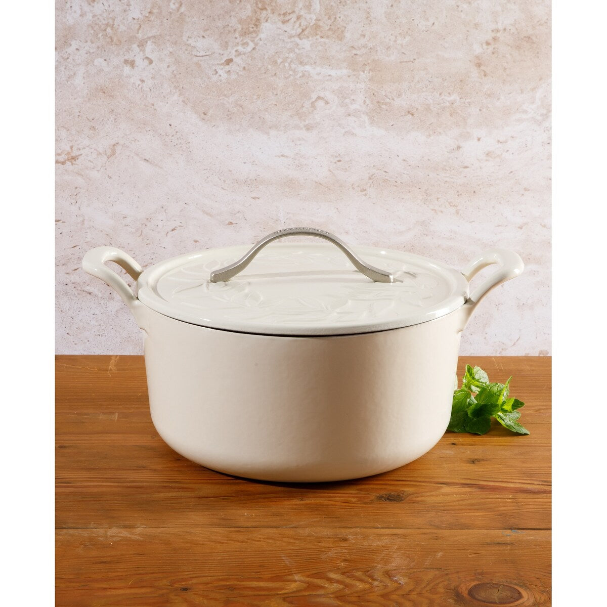 Bloomhouse 7 Qt Cast Iron Dutch Oven W/ Embossed Lid, European Glossy Enamel, & Walnut Wood Trivet