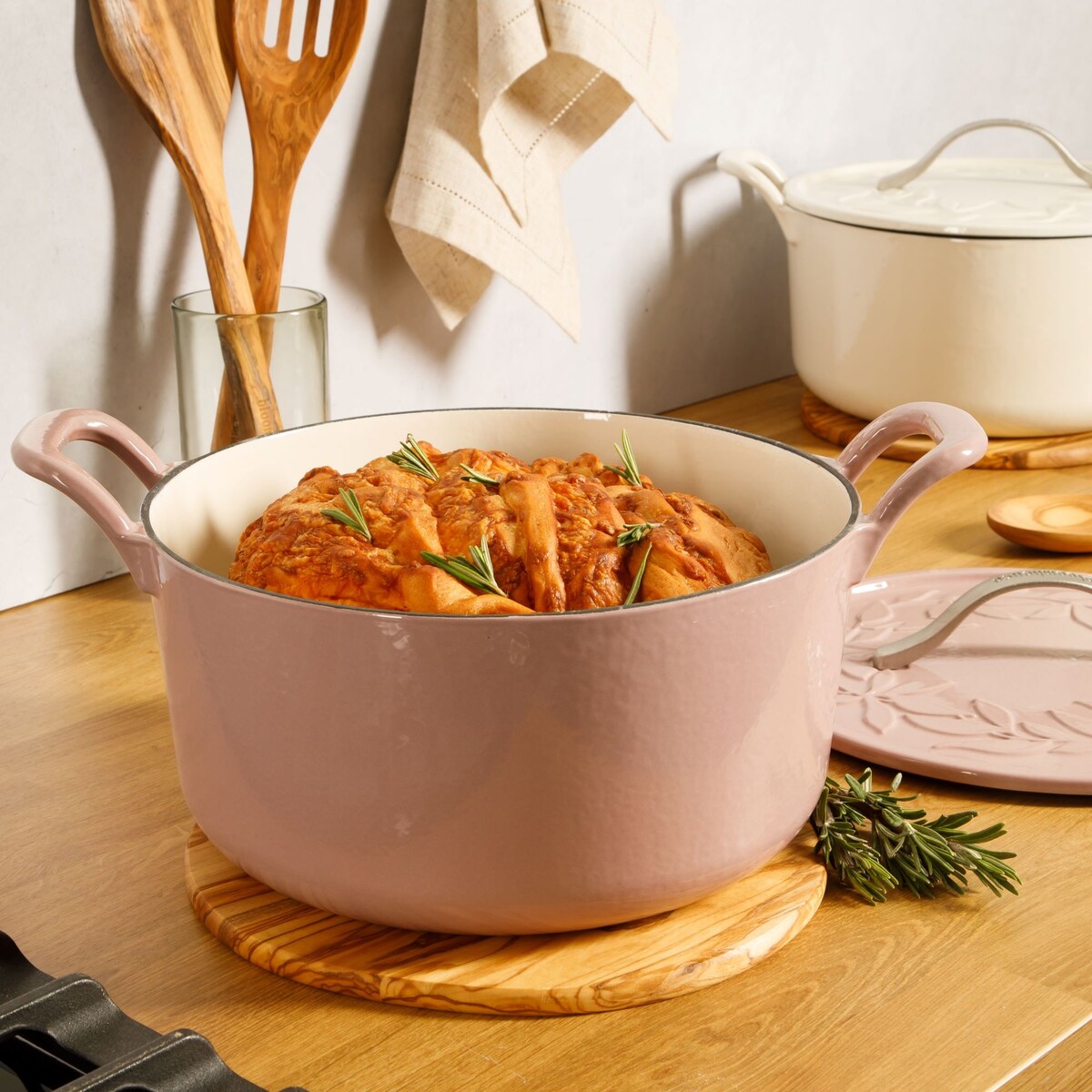 Bloomhouse 7 Qt Cast Iron Dutch Oven W/ Embossed Lid, European Glossy Enamel, & Walnut Wood Trivet