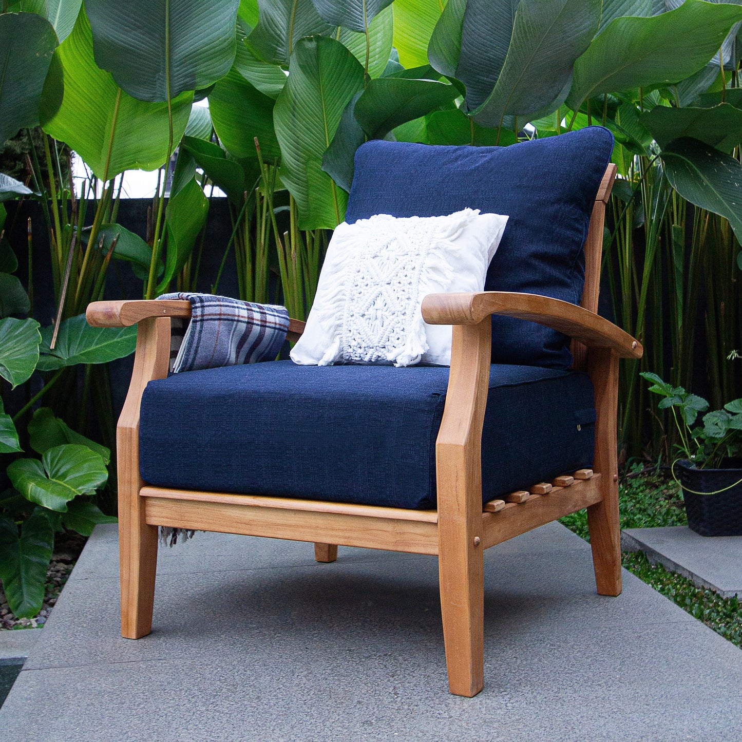 Cambridge Casual Leon 7-piece Teak Patio Conversation Set
