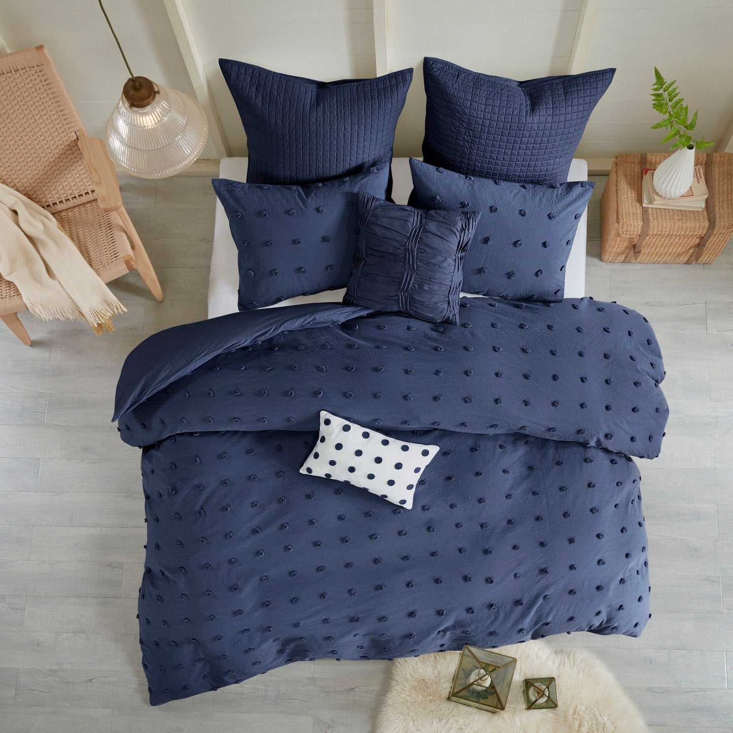 Intelligent Design Maize Cotton Jacquard Duvet Cover Set with Euro Shams and Throw Pillows