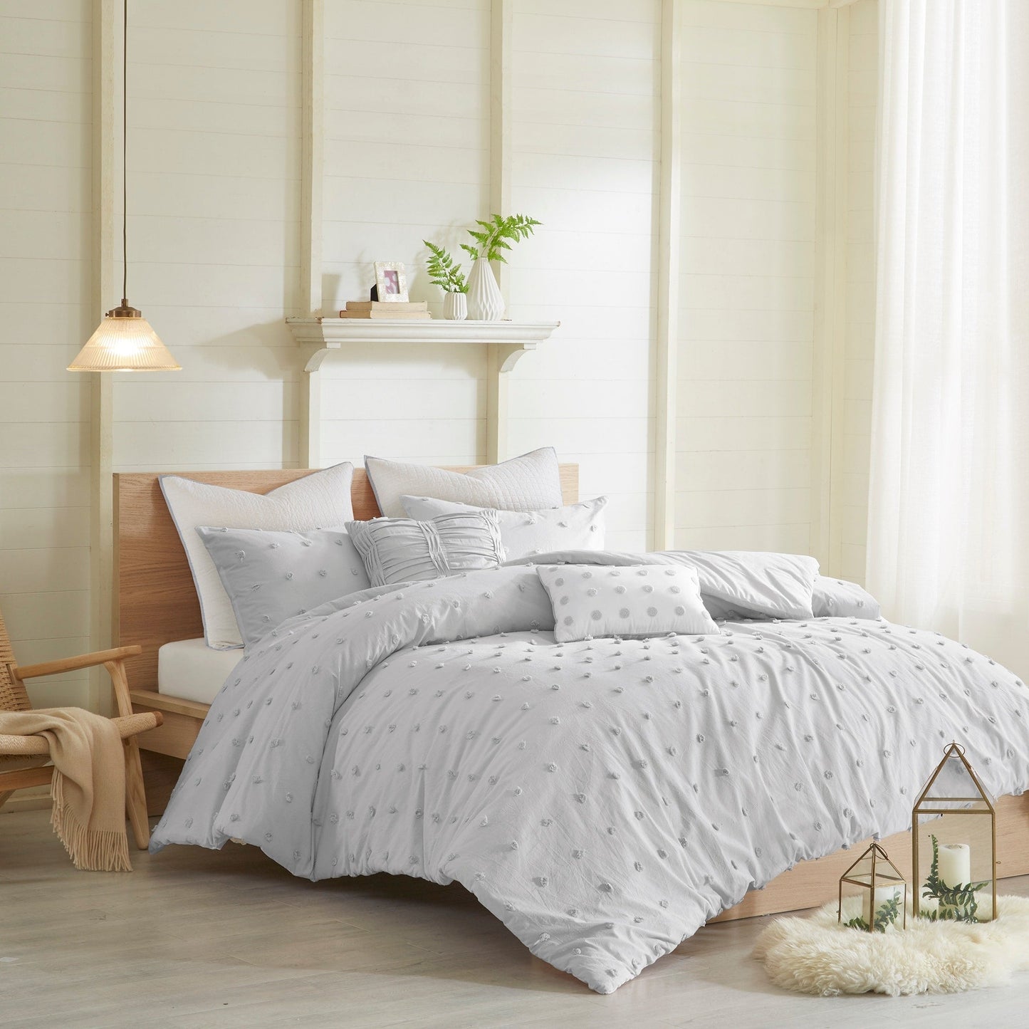 Intelligent Design Maize Cotton Jacquard Duvet Cover Set with Euro Shams and Throw Pillows