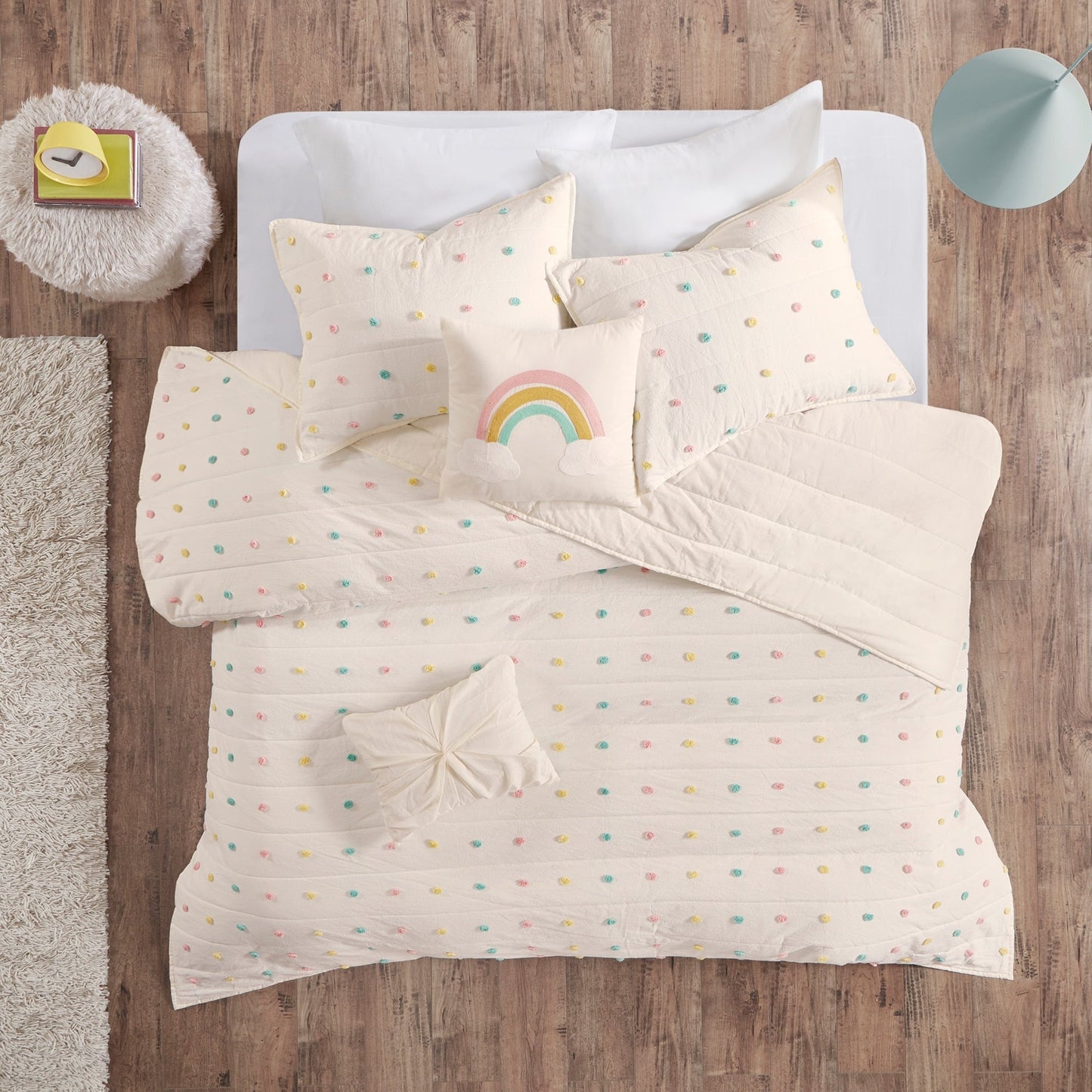 Intelligent Design Kids Ensley Pom Pom Cotton Jacquard Quilt Set with Throw Pillows