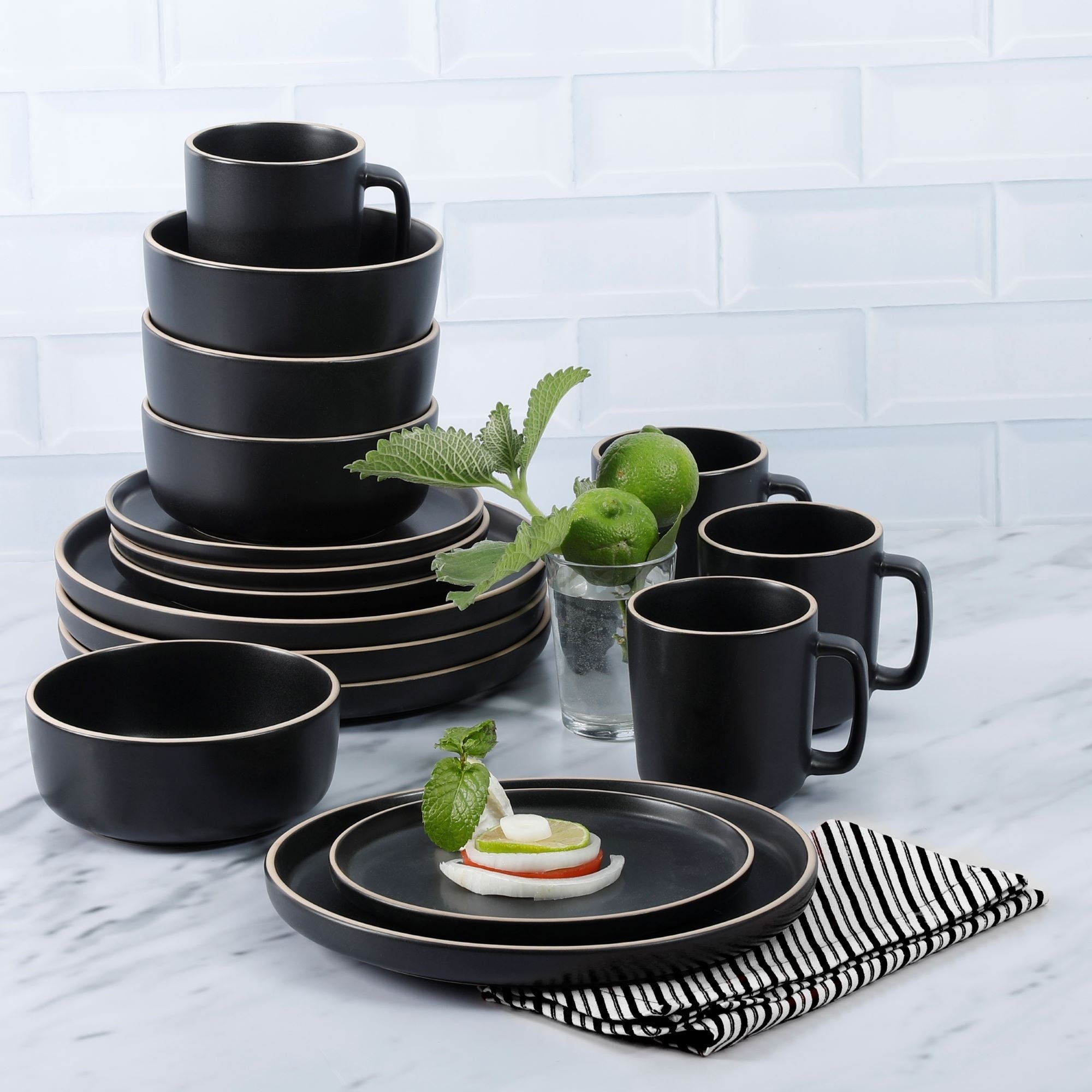 Gibson Home Zuma 16 Piece Stoneware Plates, Bowls, & Mugs Dinnerware Set - Matte White
