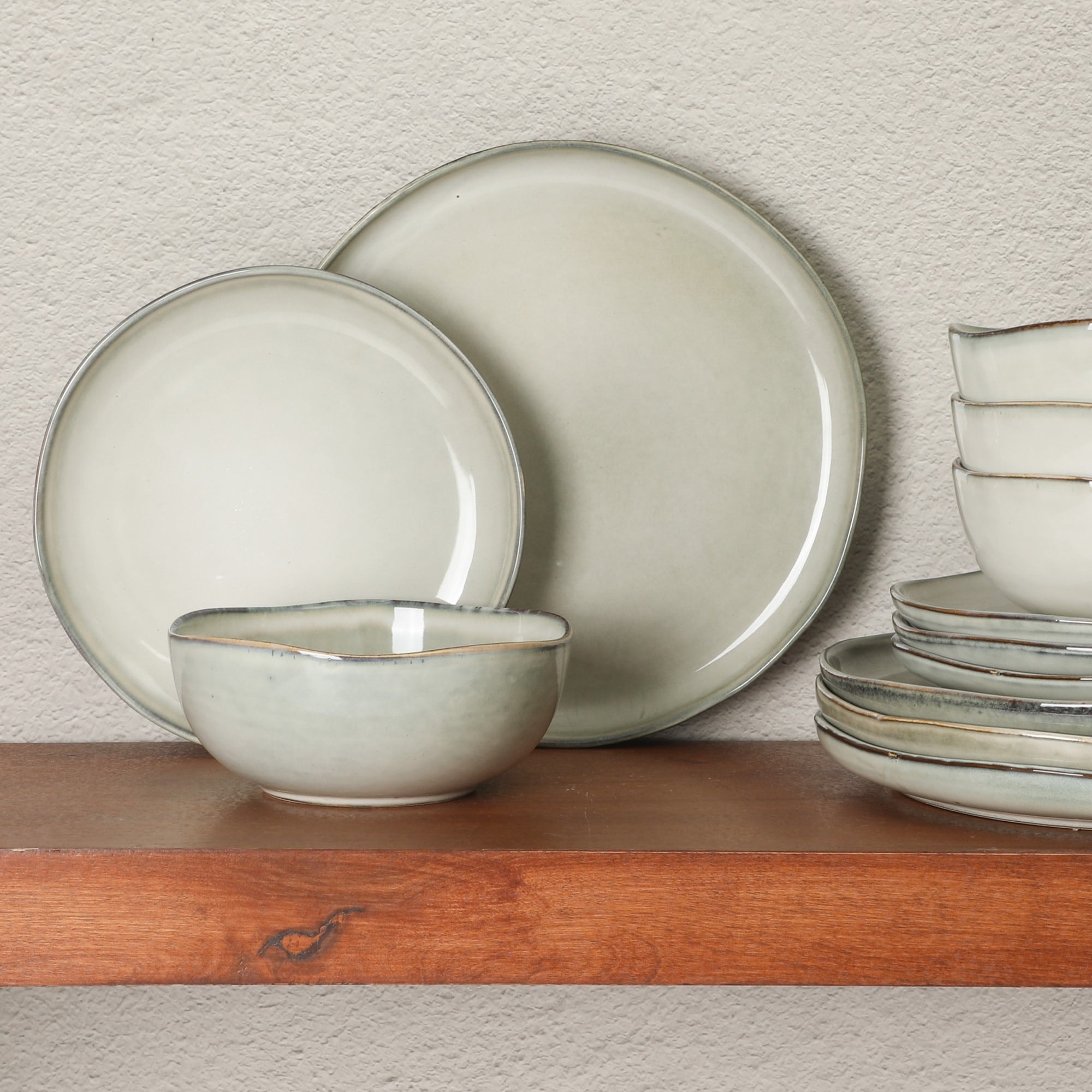 Gibson Soho Lounge Nardini 12 Piece (Service for 4) Plates and Bowls Reactive Glaze Dishes Stoneware Dinnerware Set