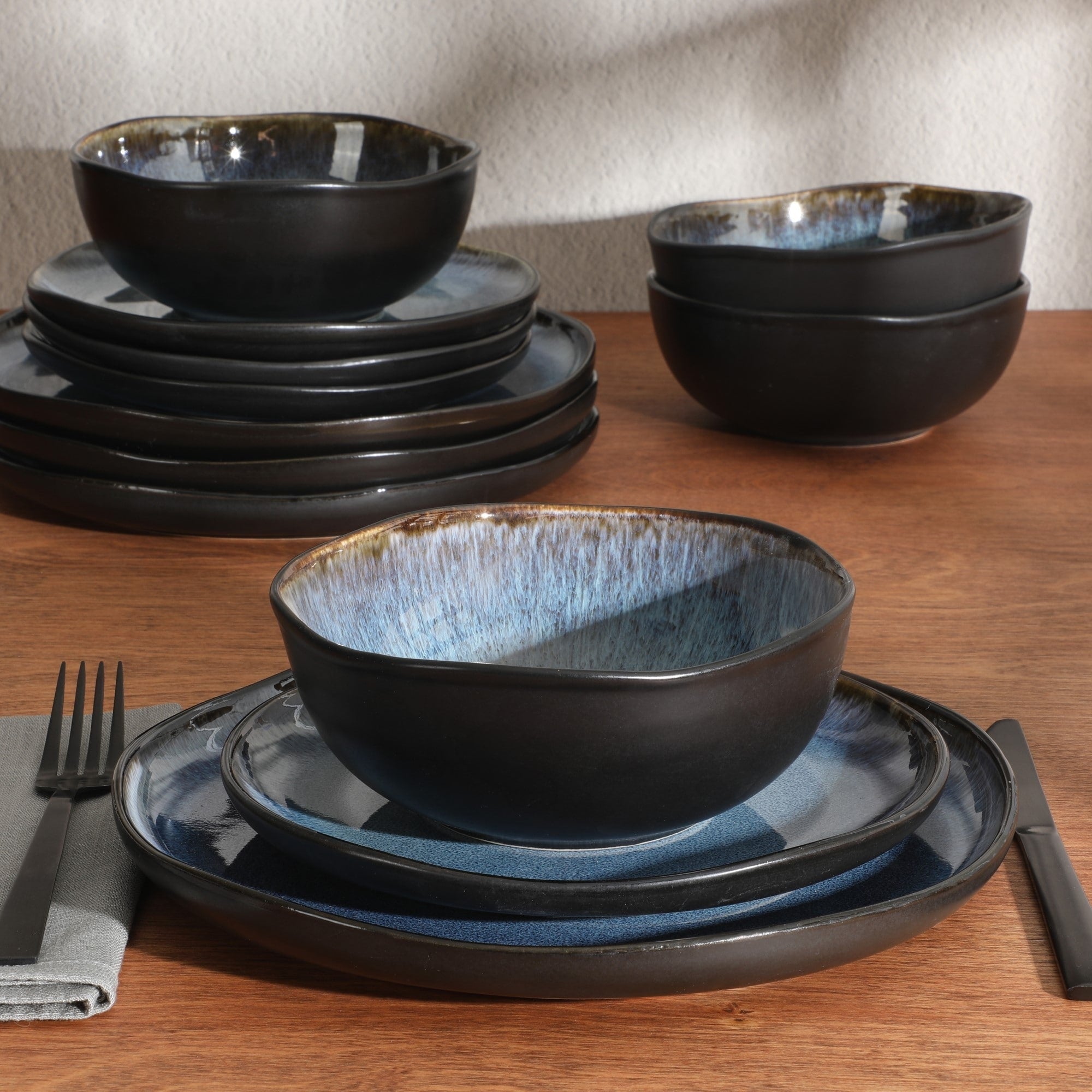 Gibson Soho Lounge Nardini 12 Piece (Service for 4) Plates and Bowls Reactive Glaze Dishes Stoneware Dinnerware Set