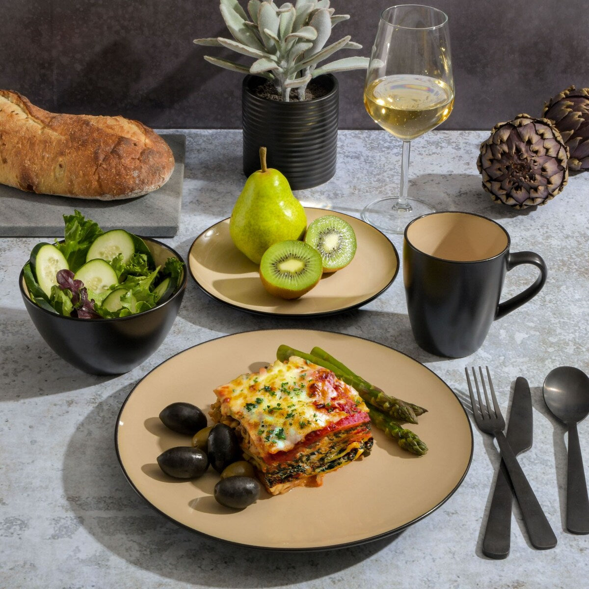 Gibson Soho Lounge Round 16-Piece Dinnerware Set - Blue