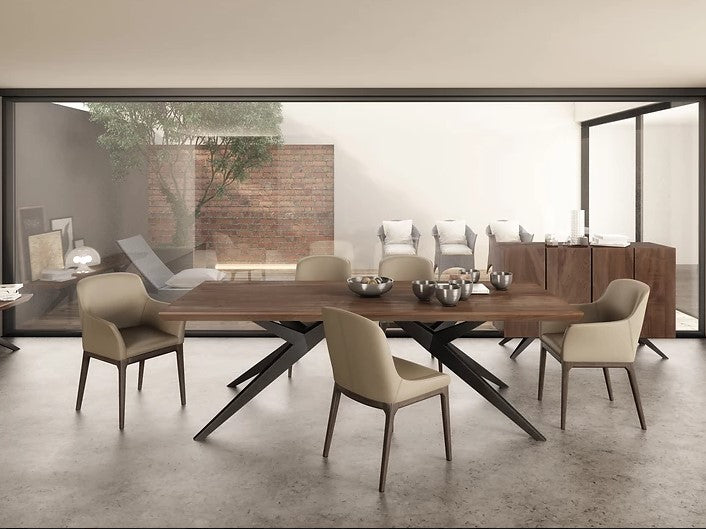 Table à manger en bois de jacquier