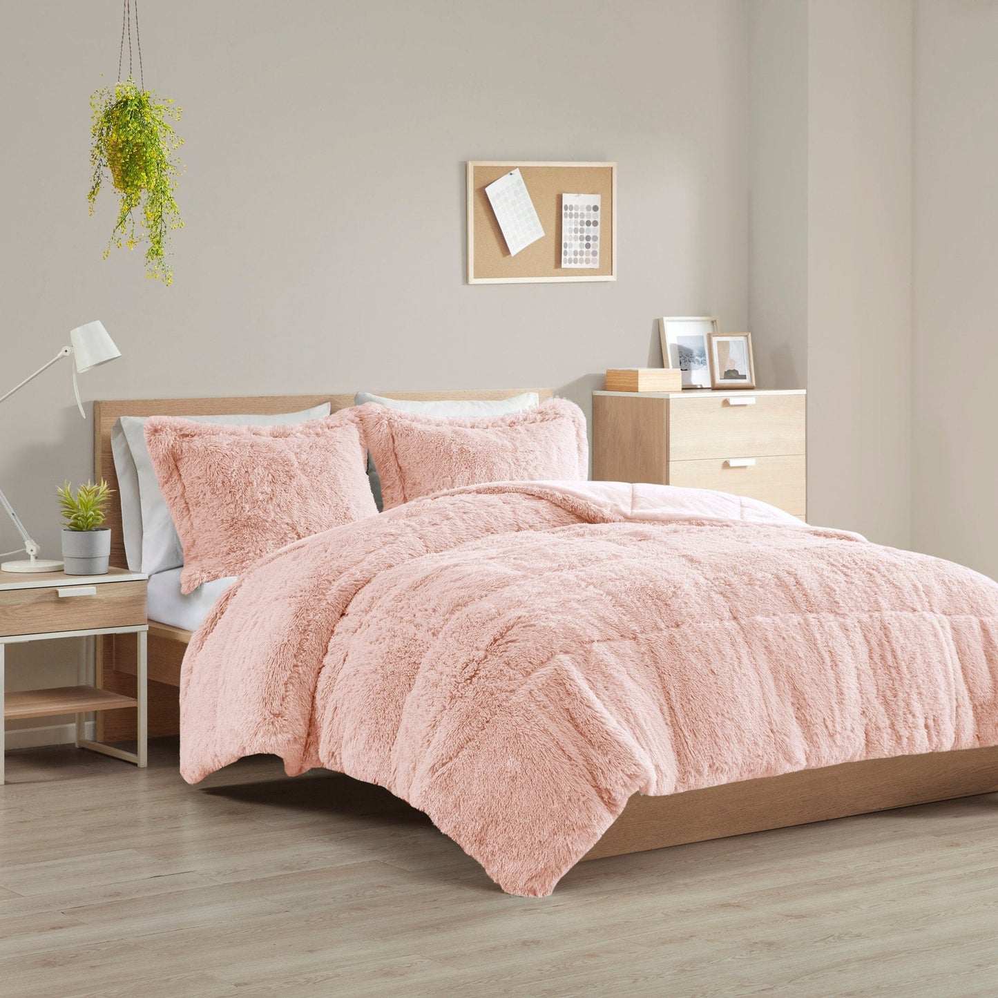 Intelligent Design Leena Shaggy Long Fur Comforter Mini Set