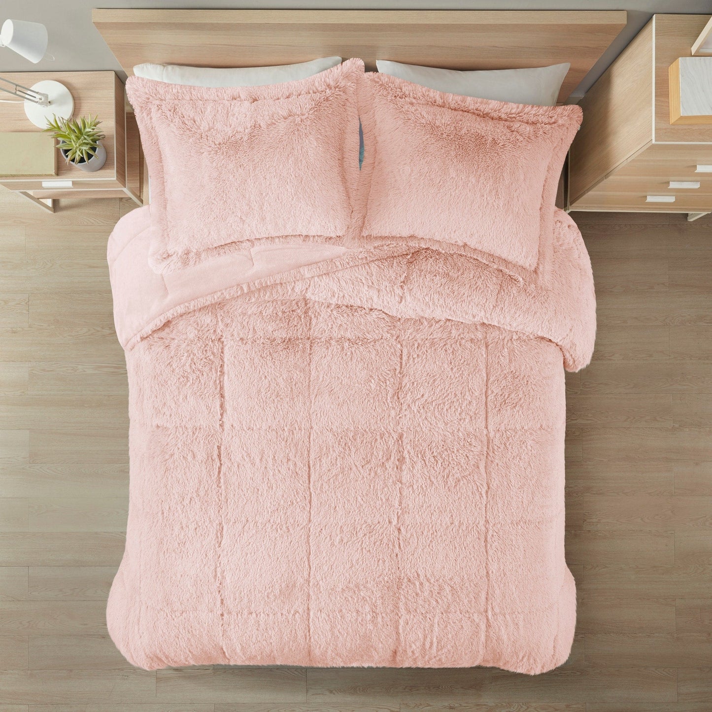 Intelligent Design Leena Shaggy Long Fur Comforter Mini Set