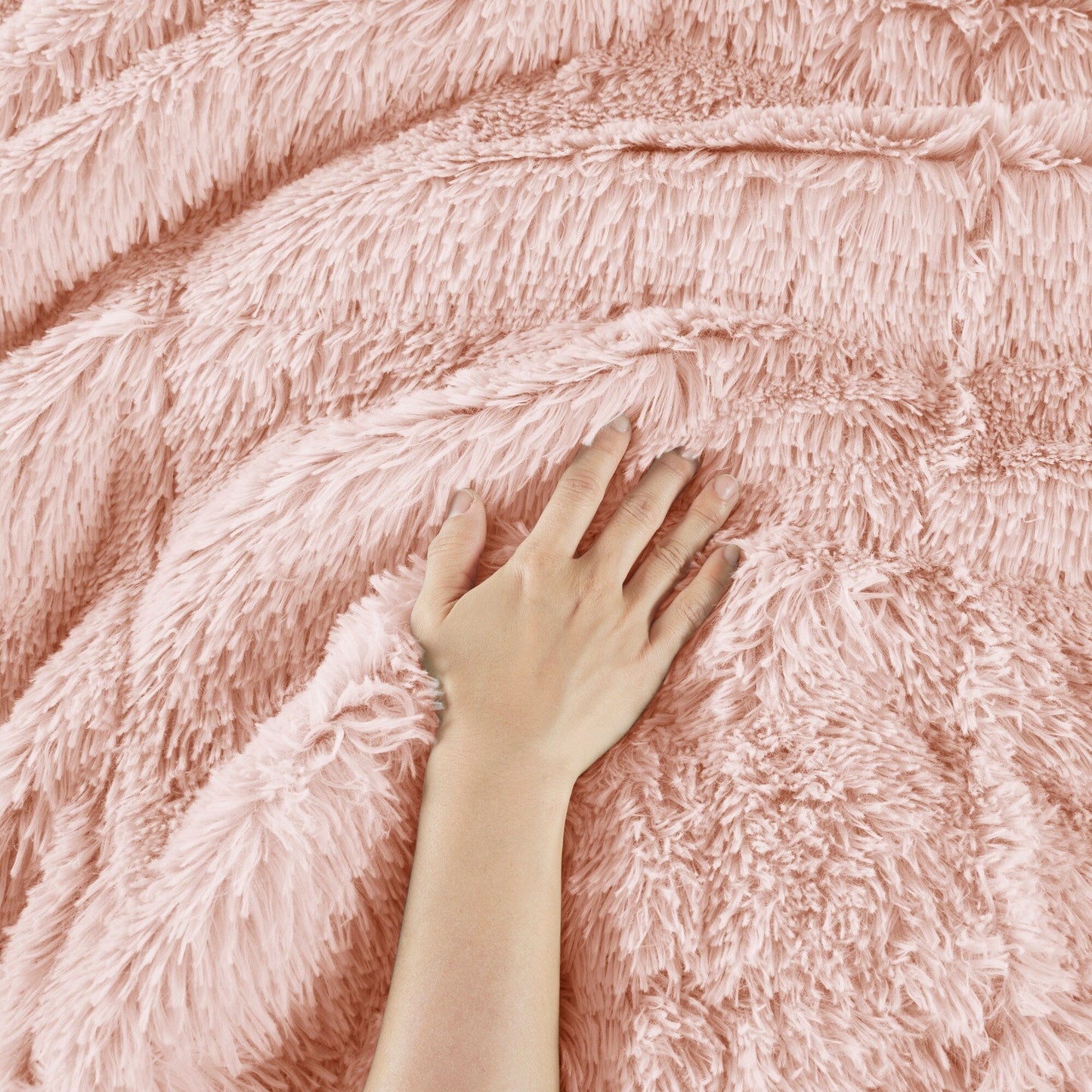 Intelligent Design Leena Shaggy Long Fur Comforter Mini Set