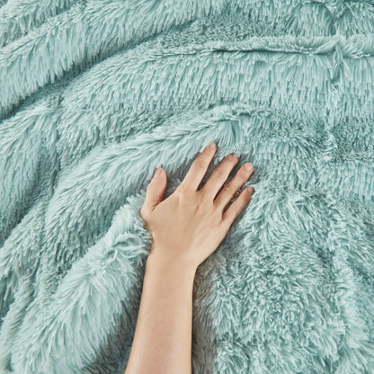 Intelligent Design Leena Shaggy Long Fur Comforter Mini Set