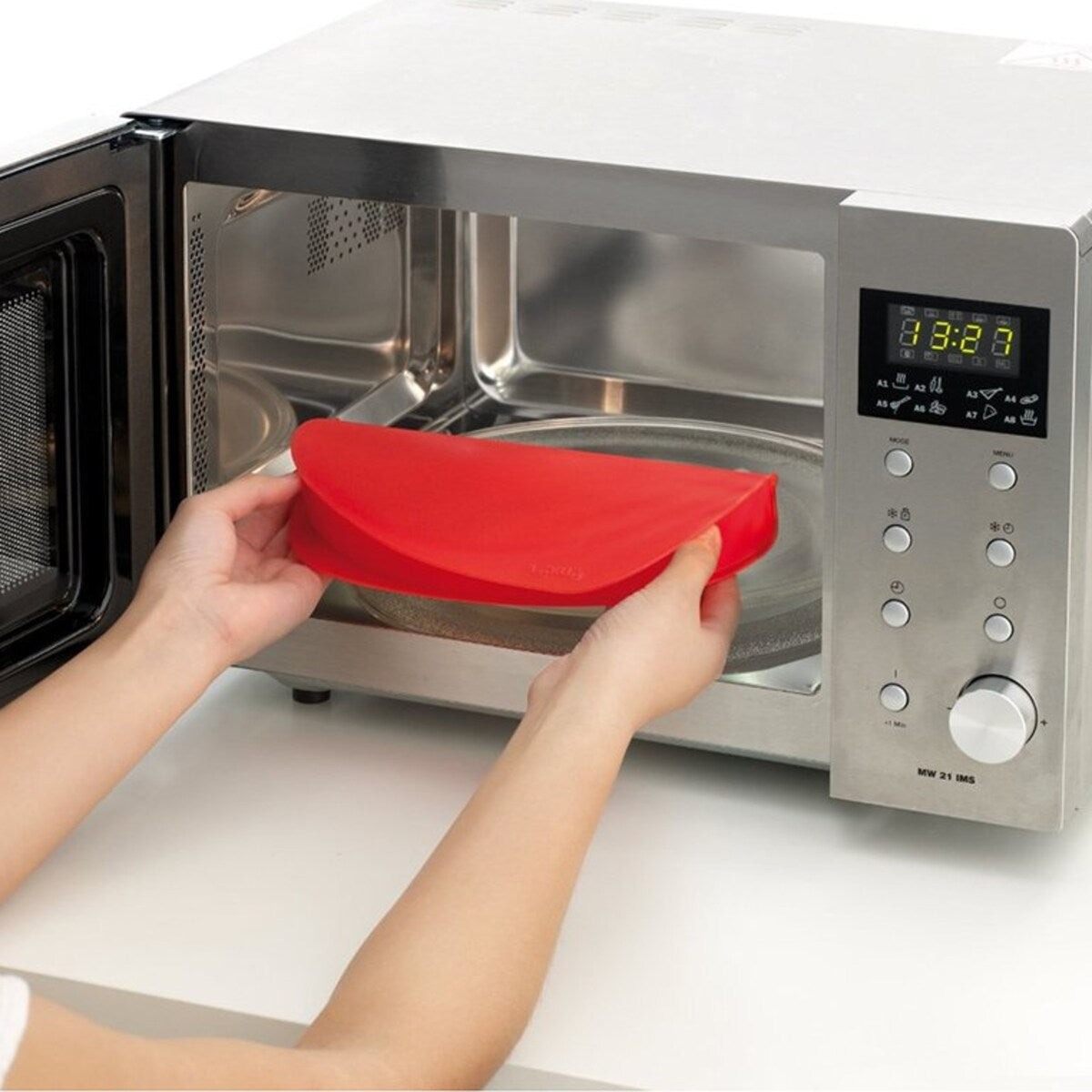 Lekue Omelette Maker Red Small
