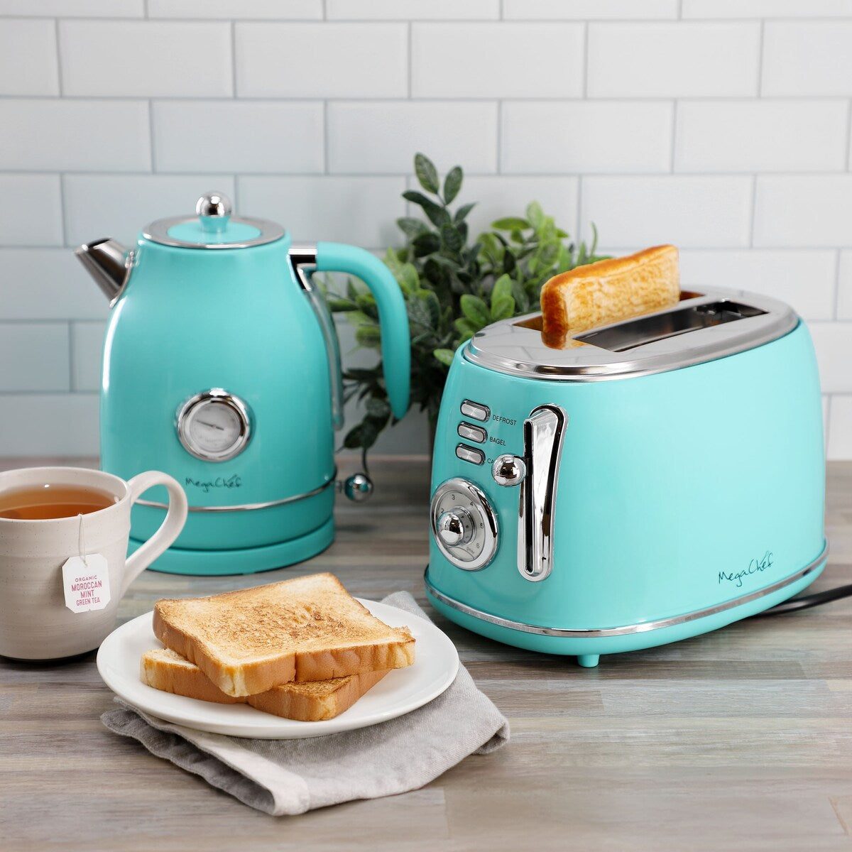 MegaChef 1.7 Quart Electric Tea Kettle and 2 Slice Toaster Combo in Turquoise