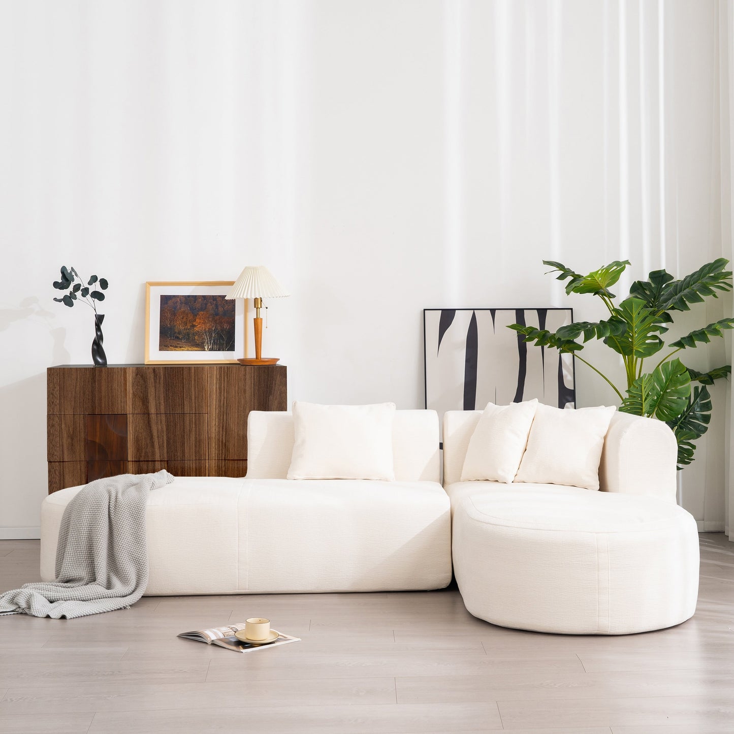 Modern 4-Seater Curved Sectional Sofa with 4 Plush Pillows for Living Room Bedroom