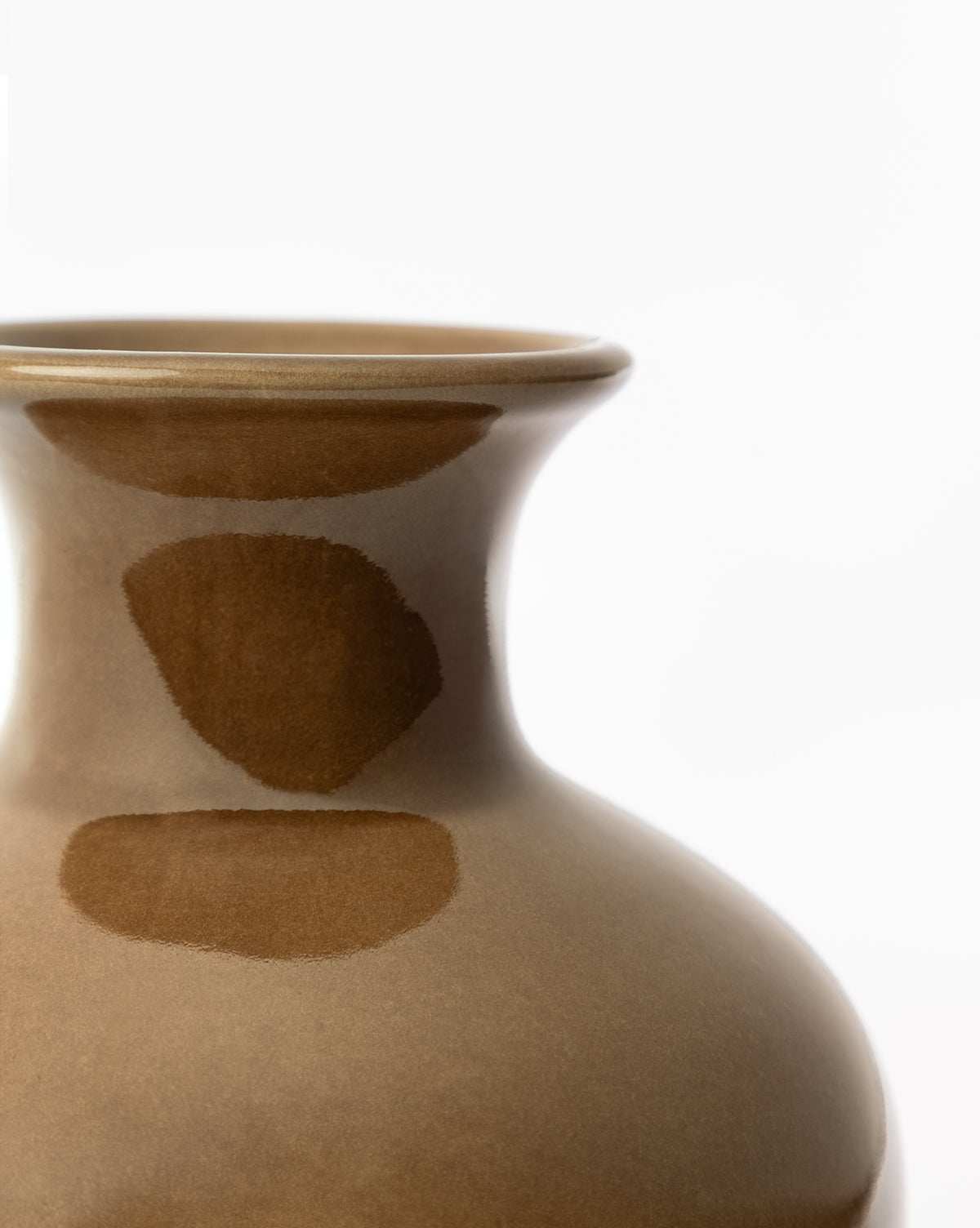 Natalia Vase