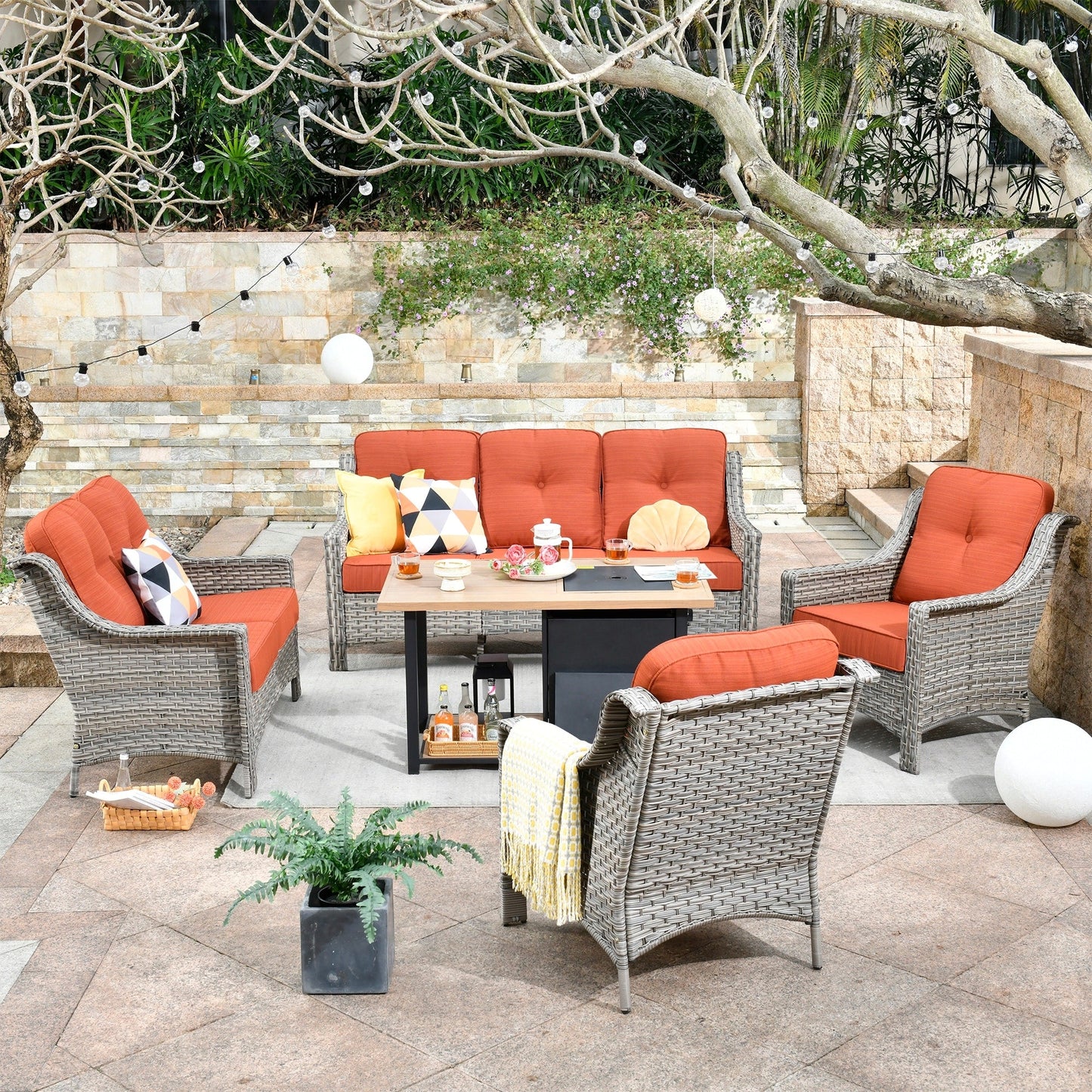 OVIOS 5-piece Patio Wicker Conversation Set With Fire Table