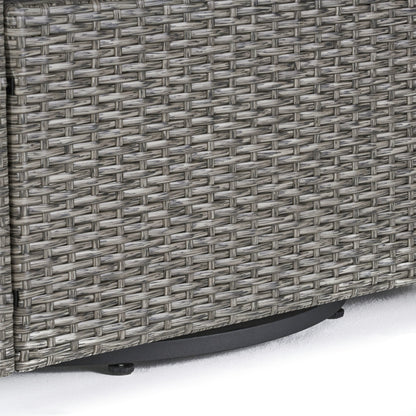 Puerta Outdoor Wicker Swivel Club Chair by Christopher Knight Home