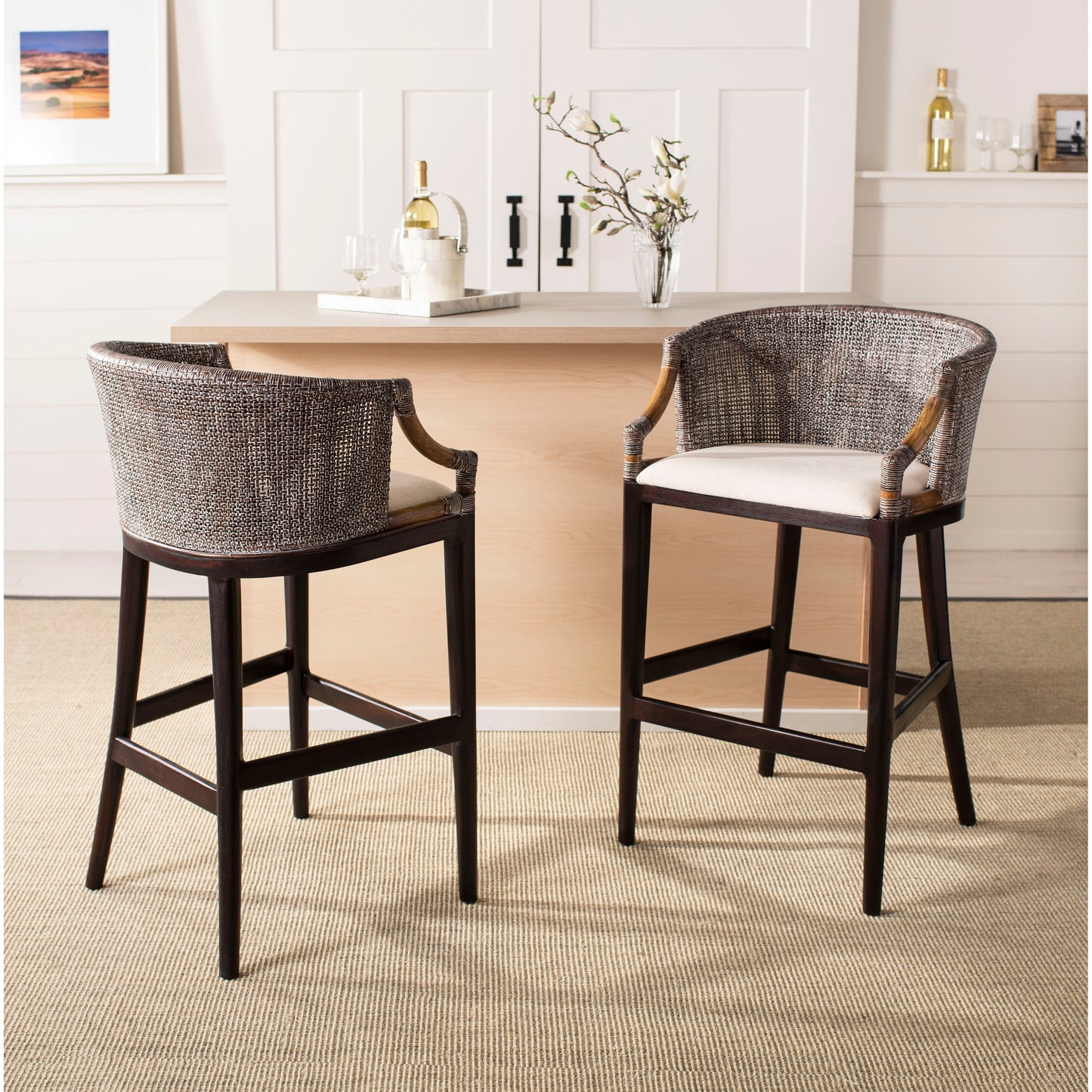 SAFAVIEH Virona Rattan 30-inch Bar Stool - 22.3 W x 20.5 L x 39 H - 22Wx21Dx39H