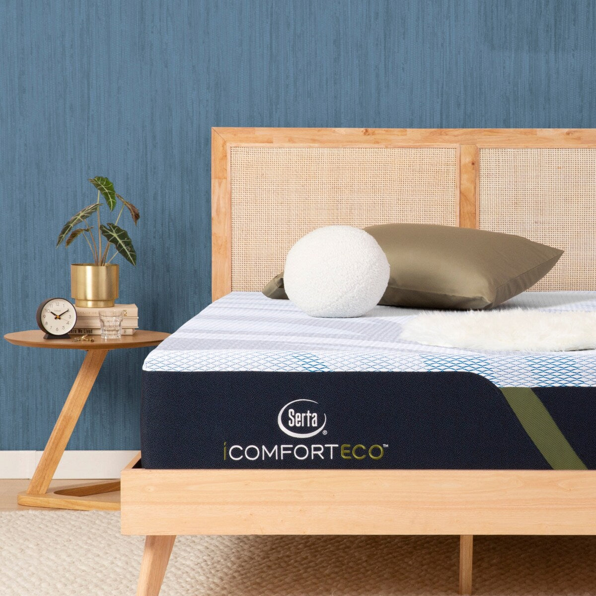 Serta iComfortECO F10 12.75 Memory Foam Medium Mattress and Adjustable Base Set