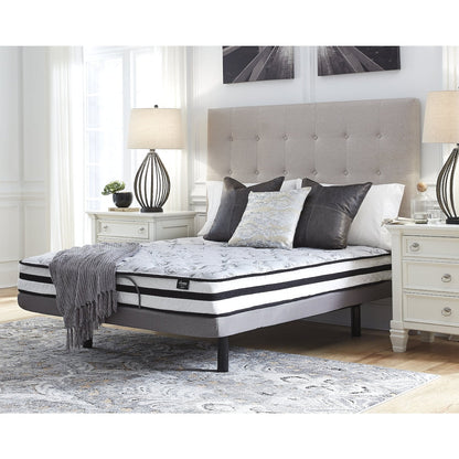 Signature Design by Ashley 8 Inch Chime Innerspring Black/White 2-Piece Mattress Package