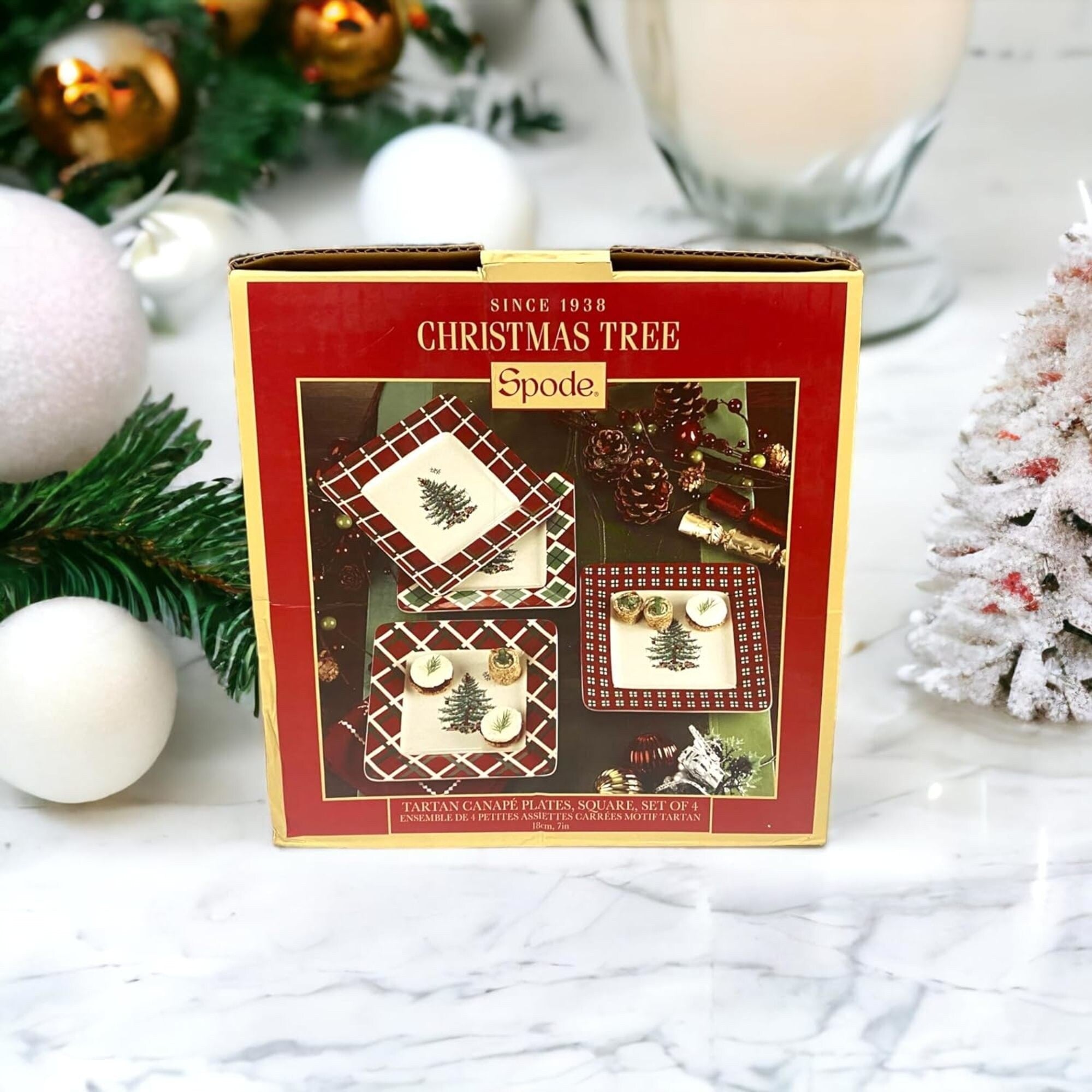 Spode Set of 4 Christmas Tree Square Plates - 7 L x 7 W
