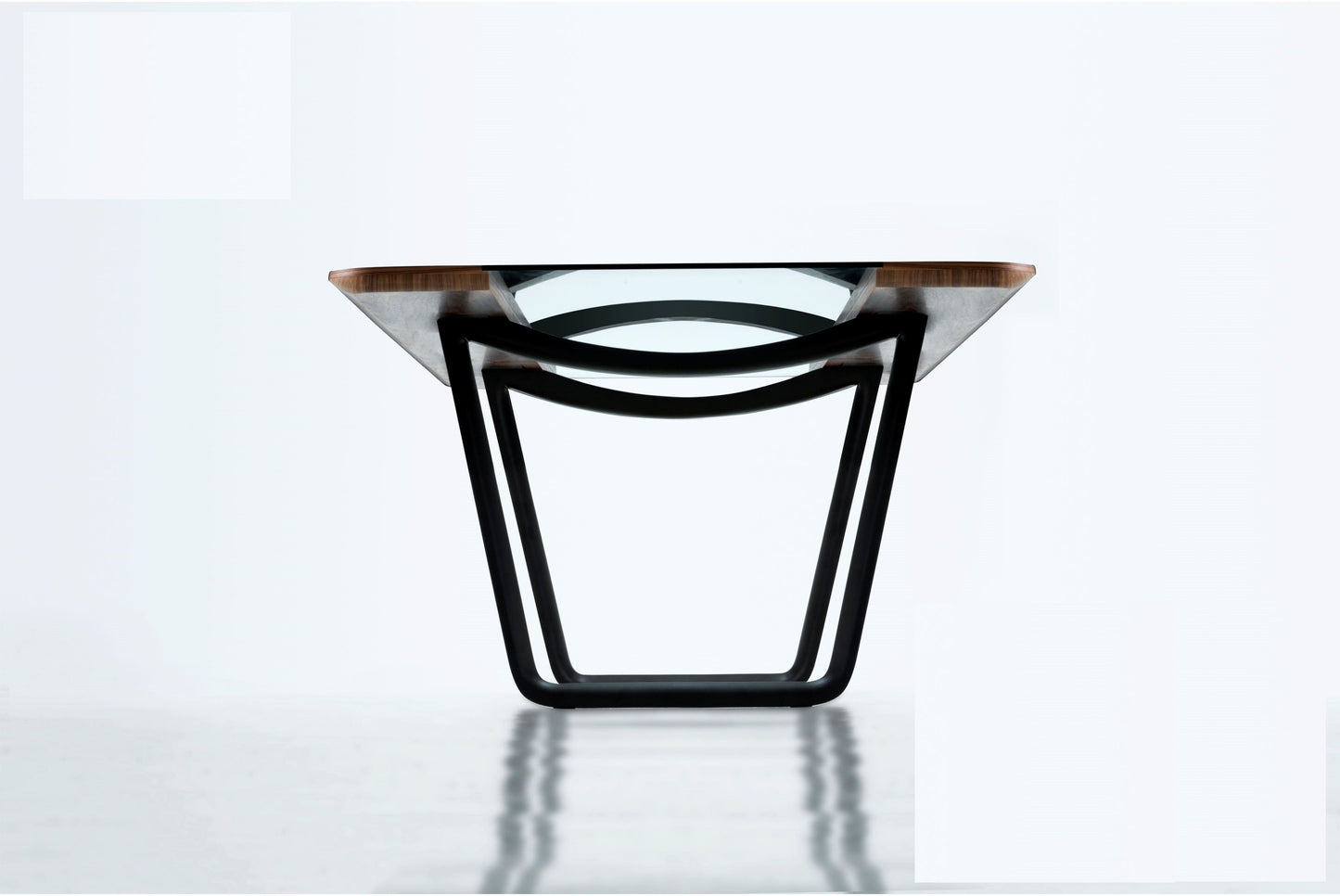 Table à manger en noyer