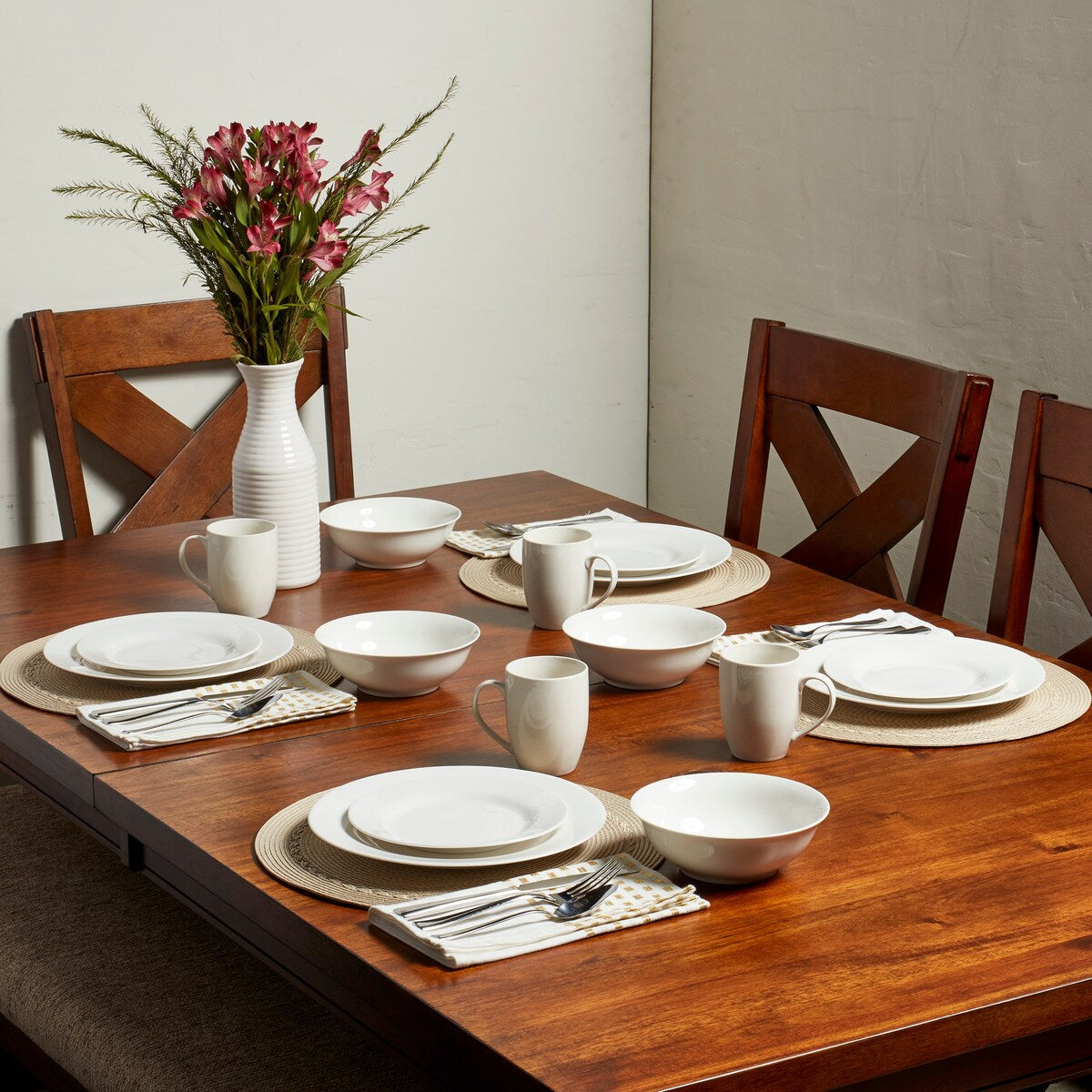 Tabletops Gallery White Porcelain 16-piece Dinnerware Set