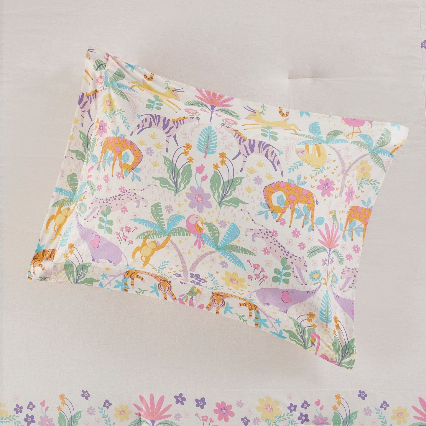 Intelligent Design Kids Thea Floral Reversible Cotton Comforter Set with Throw Pillow