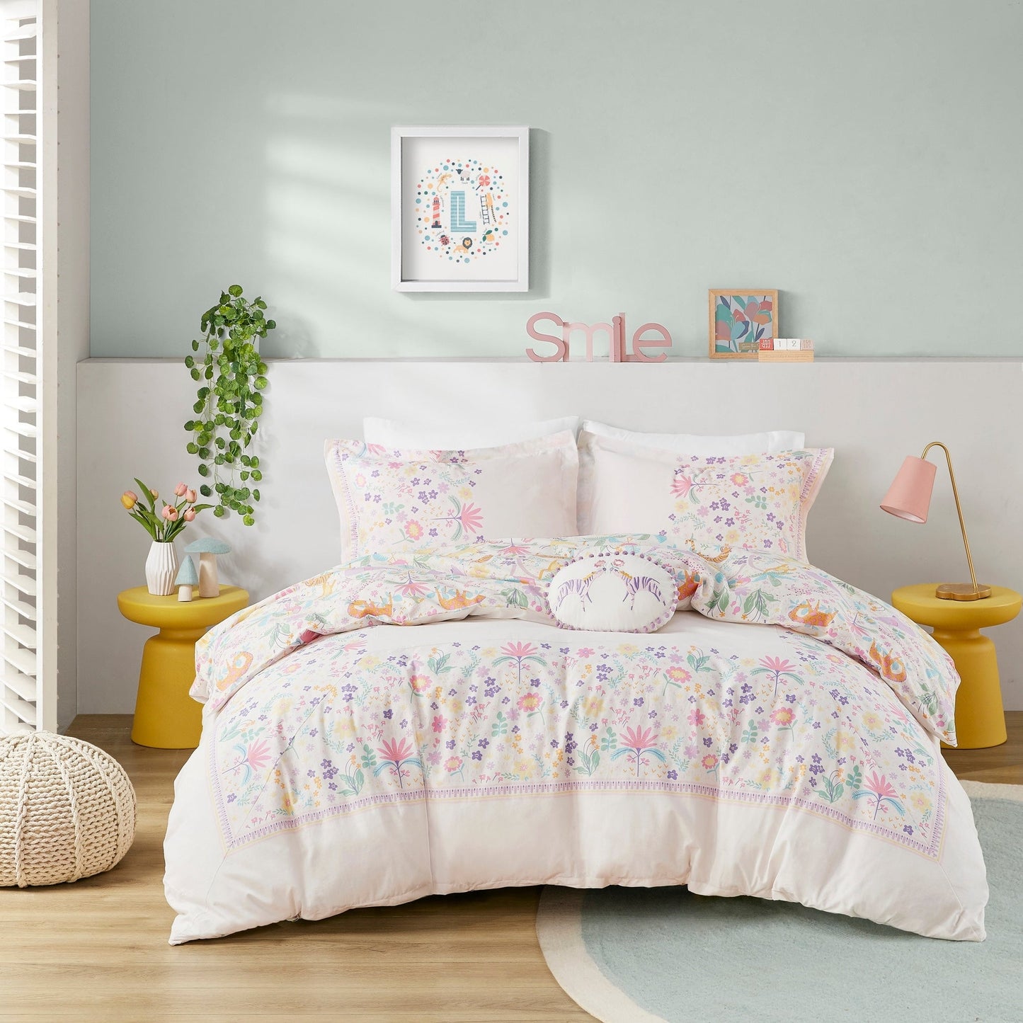 Intelligent Design Kids Thea Floral Reversible Cotton Duvet Cover Set with Throw Pillow