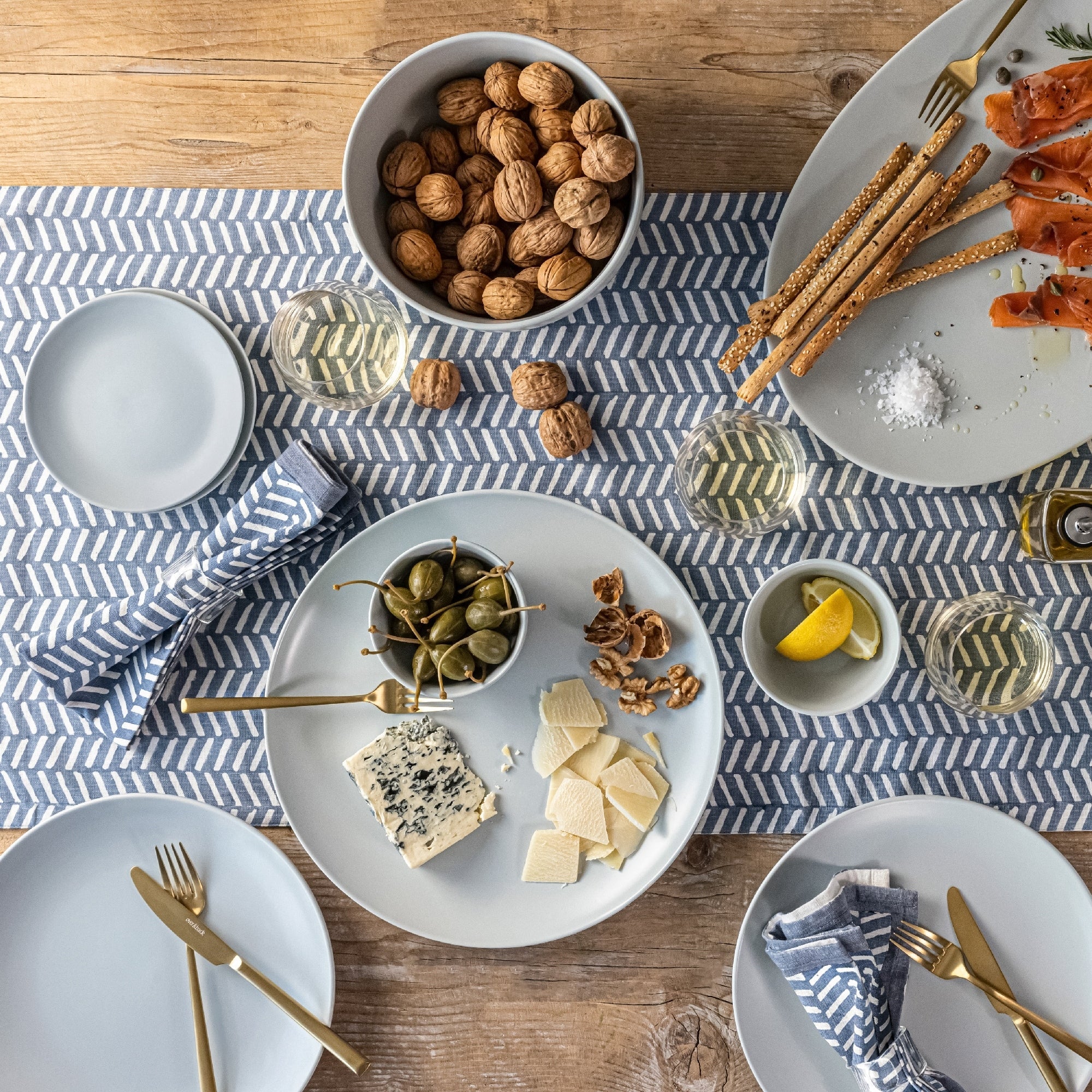 over&back Coupe Semi-Matte Stoneware Appetizer Plates, Set of 4